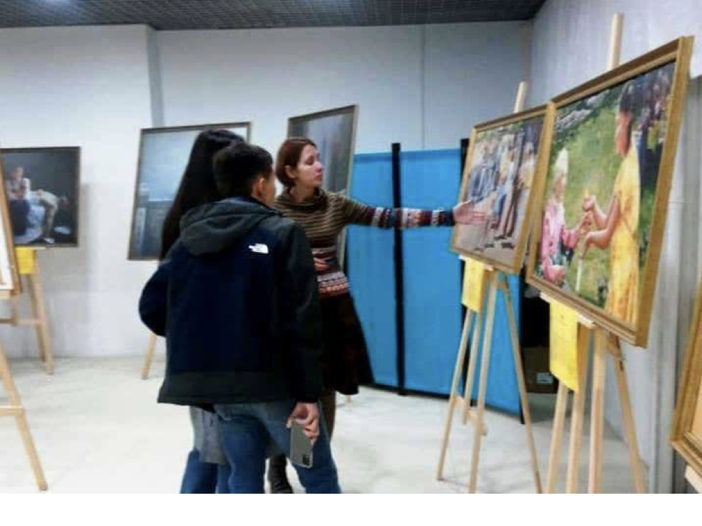 Image for article มอสโก : นิทรรศการศิลปะภาพเขียนนานาชาติ เจิน - ซั่น - เหยิ่น